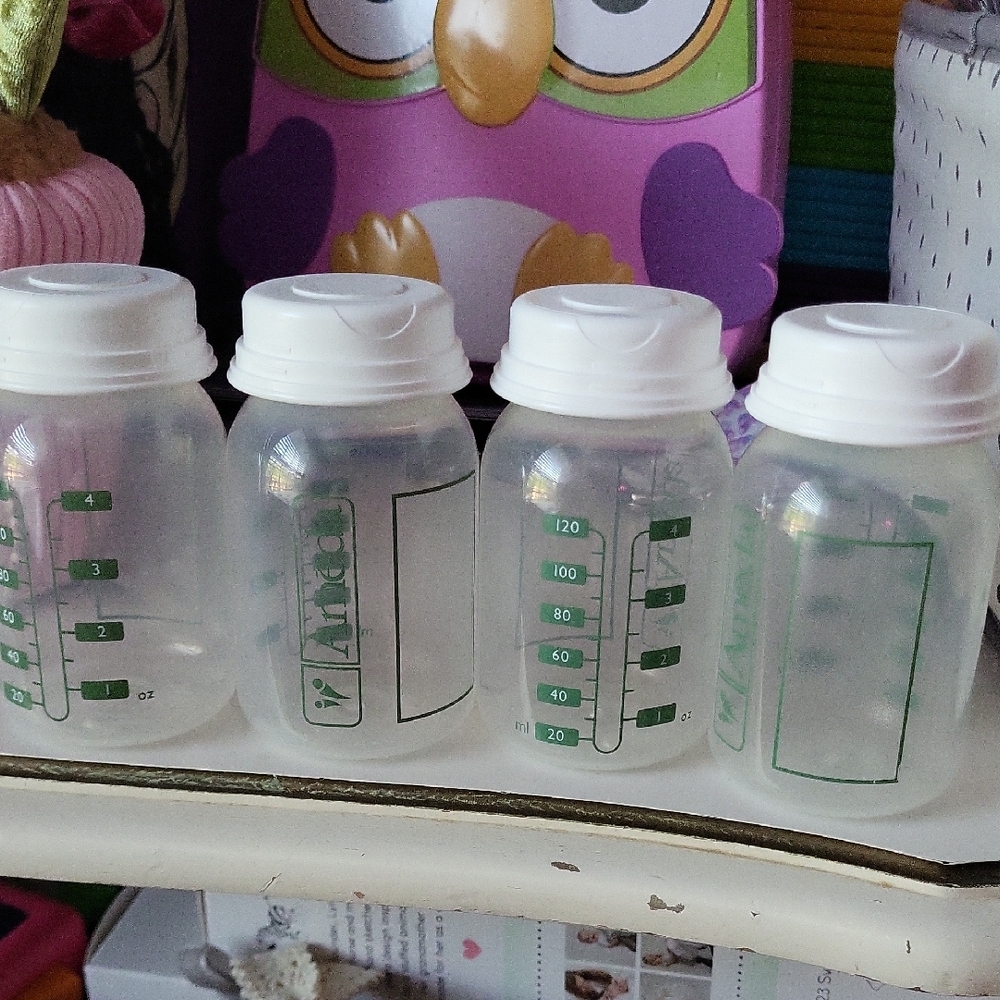 Ameda 4oz Clear Baby Bottles